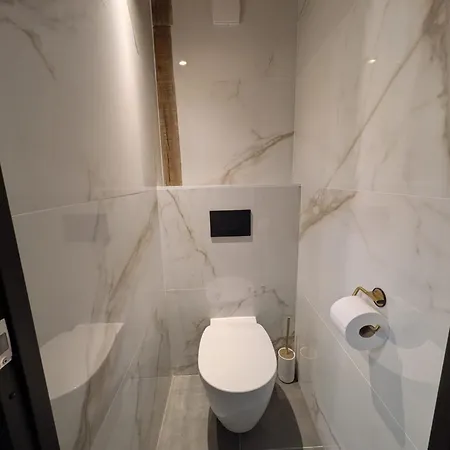 Onder De Oude Walnoot Alojamento de Acomodação e Pequeno-almoço Sint Pancras